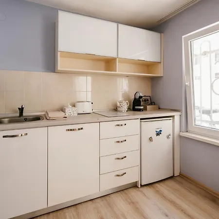 Apartament 5 Minutes From The And The Center With Private Patio
