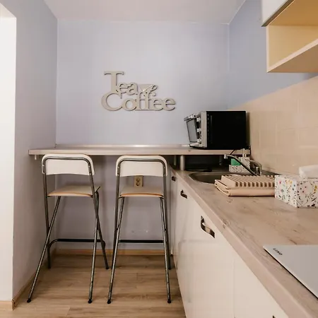 Apartament 5 Minutes From The And The Center With Private Patio Burgas City