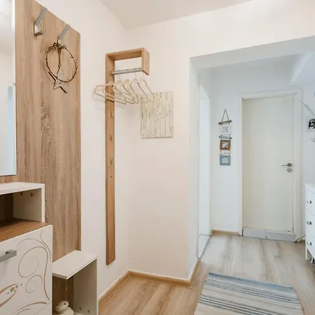 Apartament 5 Minutes From The And The Center With Private Patio *